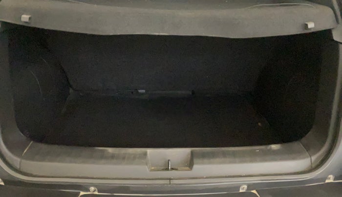 2024 Nissan MAGNITE XE, Petrol, Manual, 22,616 km, Boot Inside