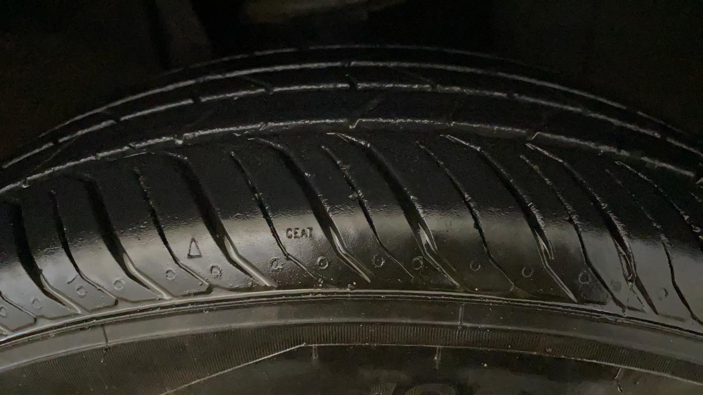 2024 Nissan MAGNITE XE, Petrol, Manual, 22,719 km, Right Front Tyre Tread