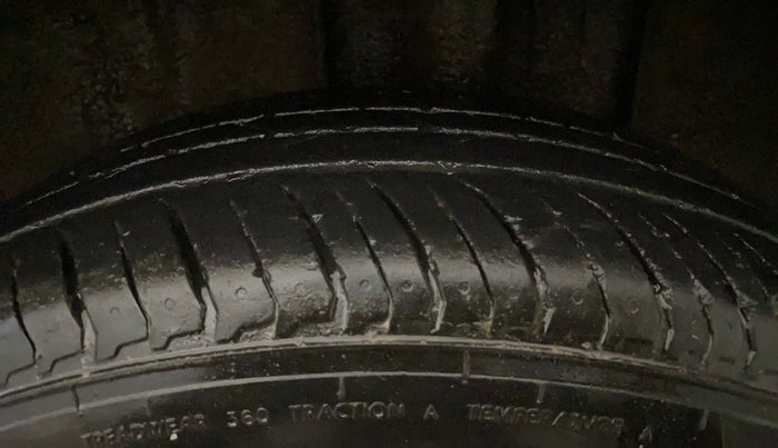 2024 Nissan MAGNITE XE, Petrol, Manual, 22,616 km, Left Rear Tyre Tread