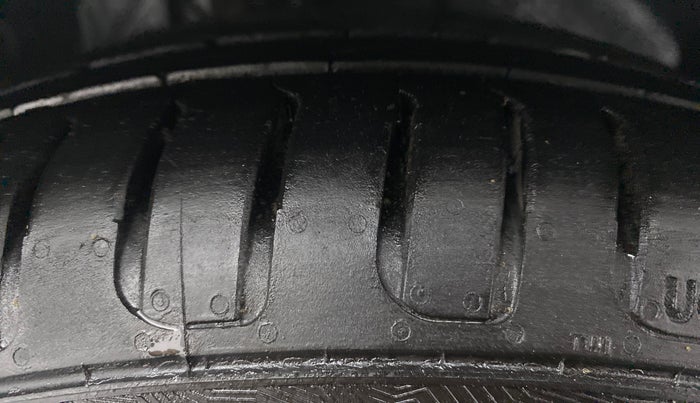 2019 Ford New Figo TITANIUM 1.5 PETROL AT, Petrol, Automatic, 43,529 km, Right Front Tyre Tread