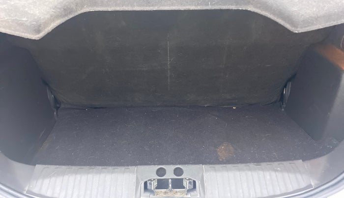 2019 Ford New Figo TITANIUM 1.5 PETROL AT, Petrol, Automatic, 43,529 km, Boot Inside