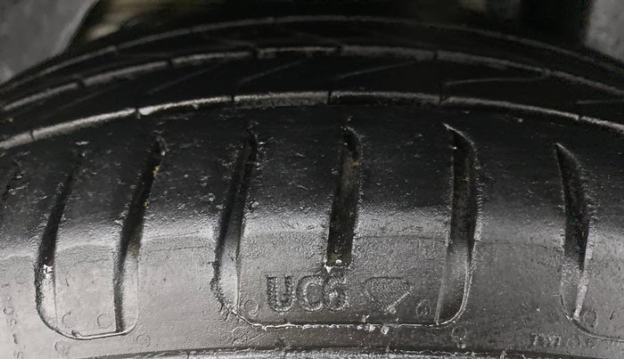 2019 Ford New Figo TITANIUM 1.5 PETROL AT, Petrol, Automatic, 43,529 km, Left Rear Tyre Tread