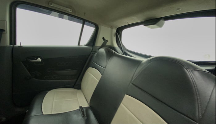 2016 Maruti Alto 800 LXI, Petrol, Manual, 98,542 km, Right Side Rear Door Cabin