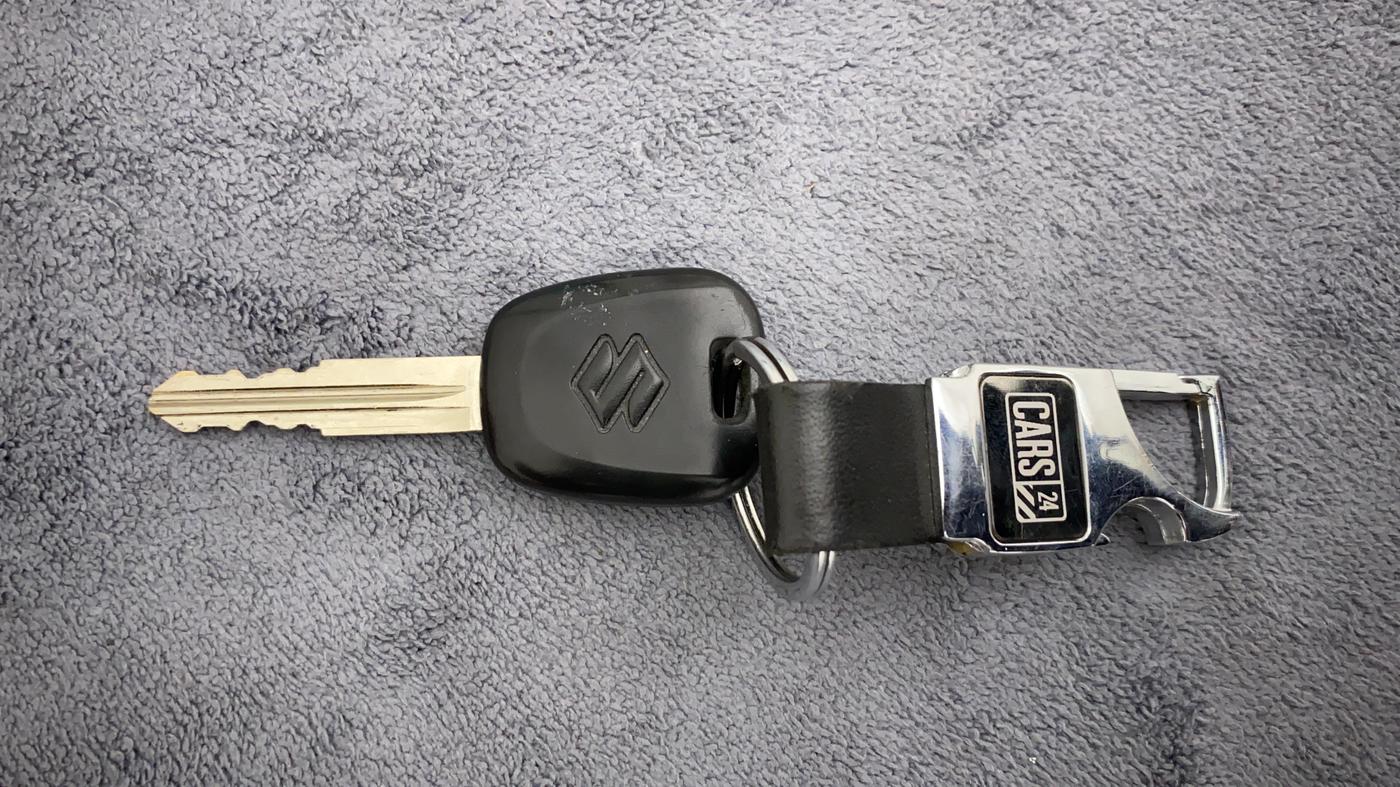 2016 Maruti Alto 800 LXI, Petrol, Manual, 98,542 km, Key Close Up