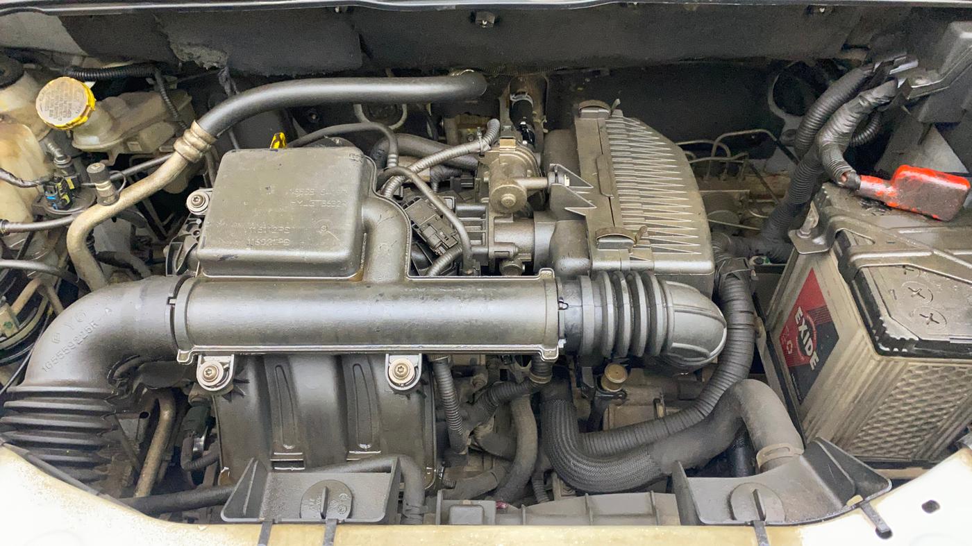 2021 Renault Kiger RXL AMT, Petrol, Automatic, 36,867 km, Engine View