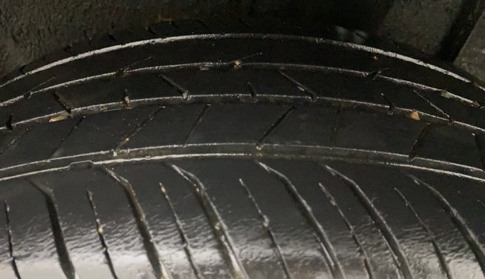 2021 Renault Kiger RXL AMT, Petrol, Automatic, 36,785 km, Left Rear Tyre Tread