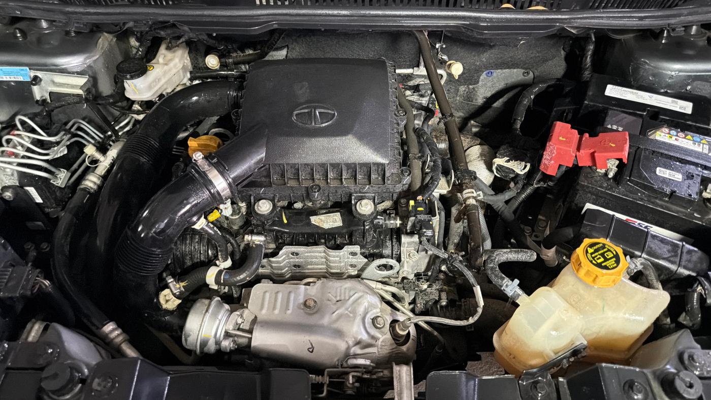 2023 Tata NEXON XM PLUS SUNROOF PETROL, Petrol, Manual, 12,104 km, Engine View
