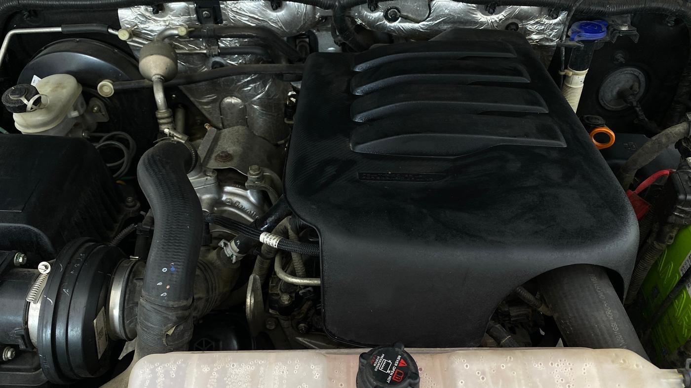 2023 Mahindra Thar LX P 2WD AT HT, Petrol, Automatic, 87,924 km, Engine View