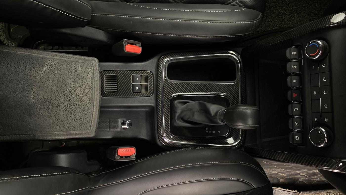 2023 Mahindra Thar LX P 2WD AT HT, Petrol, Automatic, 87,924 km, Gear Lever