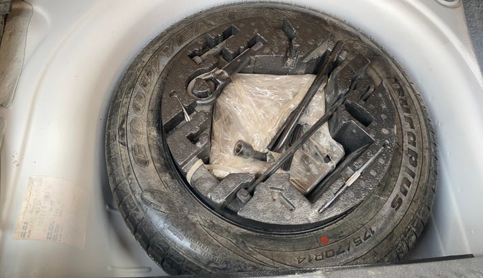 2018 Volkswagen Polo COMFORTLINE 1.2L, Petrol, Manual, 71,463 km, Spare Tyre