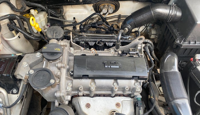 2018 Volkswagen Polo COMFORTLINE 1.2L, Petrol, Manual, 71,463 km, Engine View