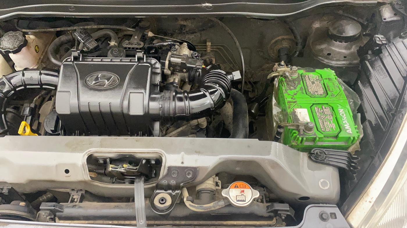 2016 Hyundai Eon ERA +, Petrol, Manual, 69,776 km, Engine View - Left
