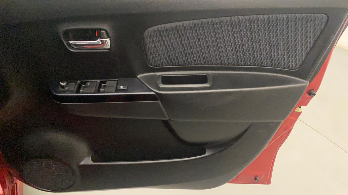 2014 Maruti Wagon R Stingray VXI, Petrol, Manual, 24,517 km, Driver Side Door Panels Control