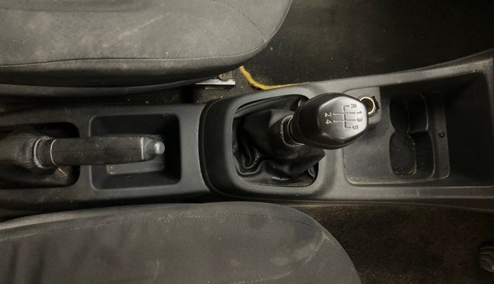 2016 Renault Kwid RXT 0.8, Petrol, Manual, 55,533 km, Gear Lever