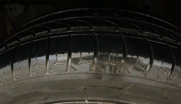 2020 Honda City 1.5L I-VTEC V MT, Petrol, Manual, 50,740 km, Left Front Tyre Tread