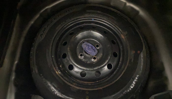 2019 Maruti Swift VXI AMT, Petrol, Automatic, 1,17,757 km, Spare Tyre