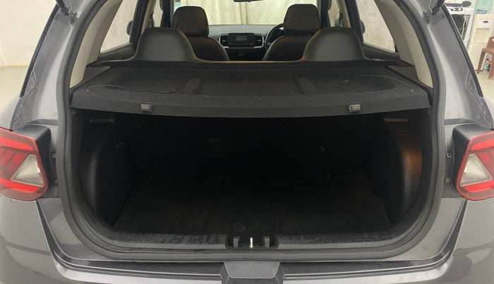 2019 Hyundai VENUE S 1.2, Petrol, Manual, 82,853 km, Boot Inside