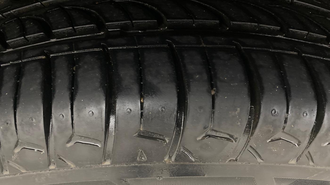 2019 Hyundai VENUE S 1.2, Petrol, Manual, 82,853 km, Right Rear Tyre Tread