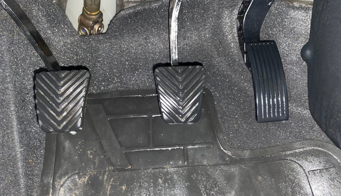 2019 Hyundai VENUE S 1.2, Petrol, Manual, 82,853 km, Pedals