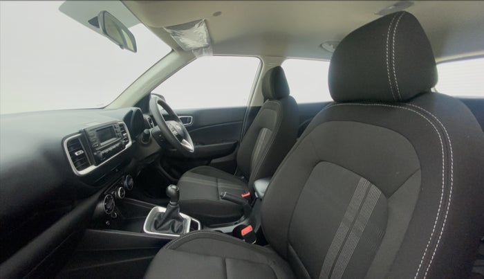 2021 Hyundai VENUE S MT 1.2 KAPPA, Petrol, Manual, 8,555 km, Right Side Front Door Cabin