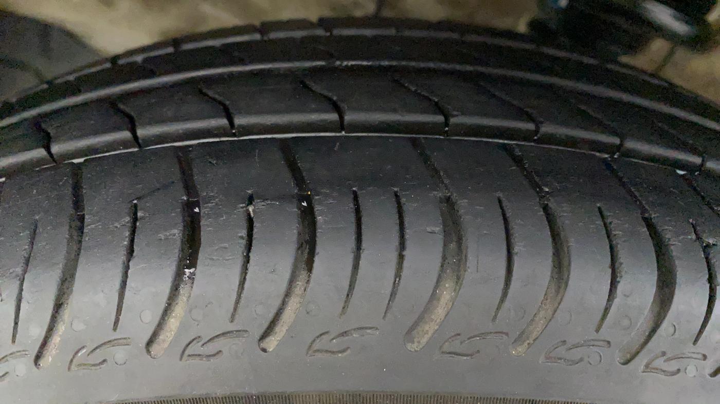 2020 Maruti S PRESSO VXI PLUS AGS, Petrol, Automatic, 15,067 km, Right Front Tyre Tread