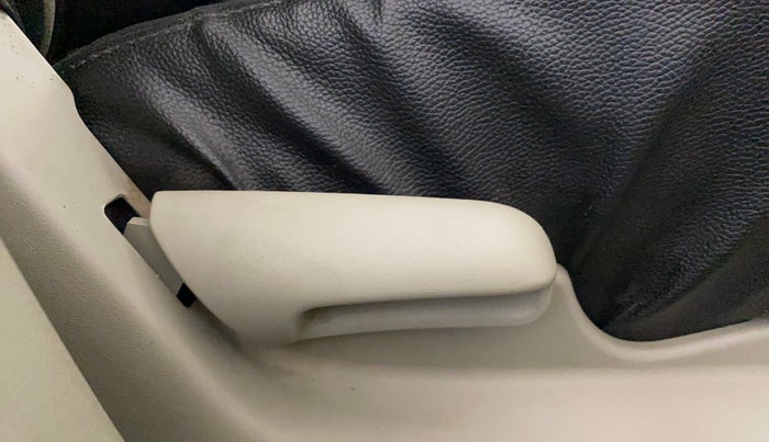 2015 Maruti Celerio VXI AMT, Petrol, Automatic, 81,120 km, Driver Side Adjustment Panel