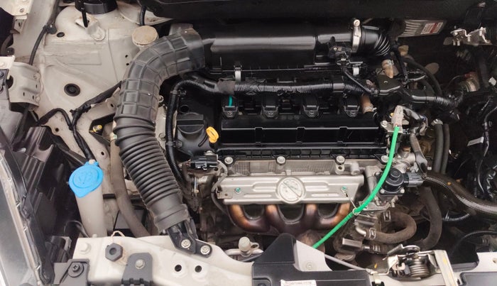 2021 Maruti Swift ZXI PLUS DUAL TONE, CNG, Manual, 55,586 km, Engine View - Right