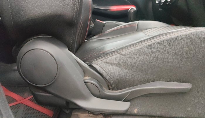 2021 Maruti Swift ZXI PLUS DUAL TONE, CNG, Manual, 55,586 km, Driver Side Adjustment Panel
