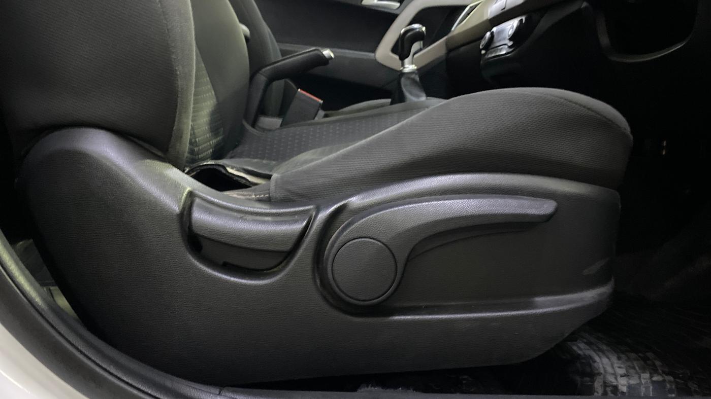 2019 Hyundai Creta SX 1.6 PETROL, Petrol, Manual, 49,481 km, Driver Side Adjustment Panel