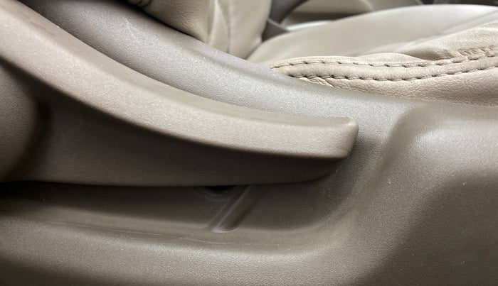 2013 Chevrolet Sail 1.2 BASE, Petrol, Manual, 46,787 km, Driver Side Adjustment Panel