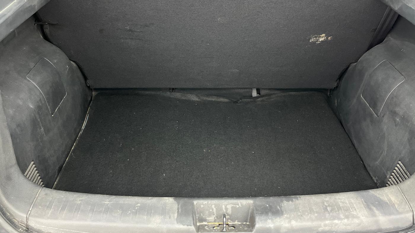 2022 Nissan MAGNITE XE, Petrol, Manual, 27,237 km, Boot Inside