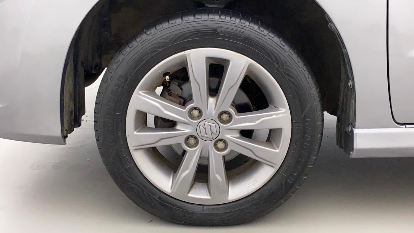 2013 Maruti Wagon R Stingray VXI, Petrol, Manual, 78,133 km, Left Front Wheel