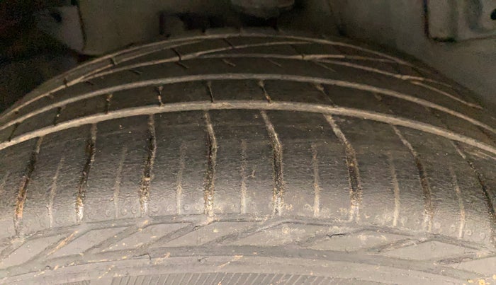 2019 Tata NEXON XZA PLUS PETROL DUAL TONE, Petrol, Automatic, 42,134 km, Right Rear Tyre Tread