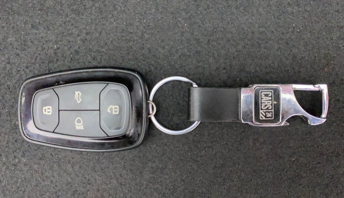 2019 Tata NEXON XZA PLUS PETROL DUAL TONE, Petrol, Automatic, 42,134 km, Key Close Up
