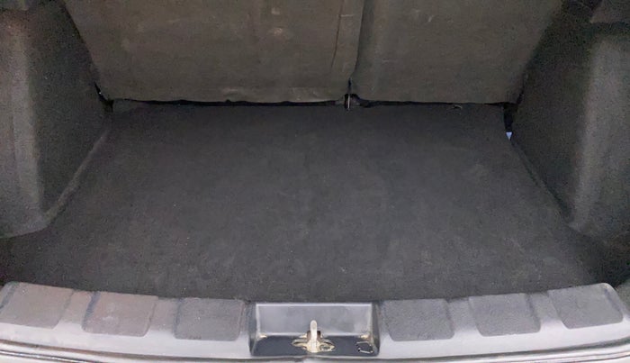 2019 Tata NEXON XZA PLUS PETROL DUAL TONE, Petrol, Automatic, 42,134 km, Boot Inside