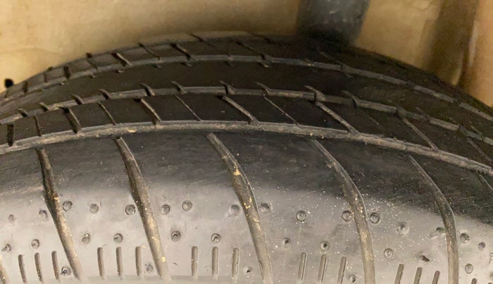 2016 Maruti Celerio ZXI AMT, Petrol, Automatic, 73,168 km, Left Rear Tyre Tread