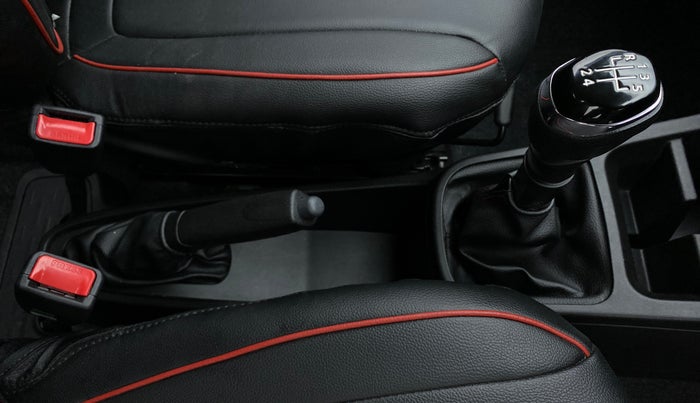 2021 Renault Kwid 1.0 RXT Opt, Petrol, Manual, 4,369 km, Gear Lever