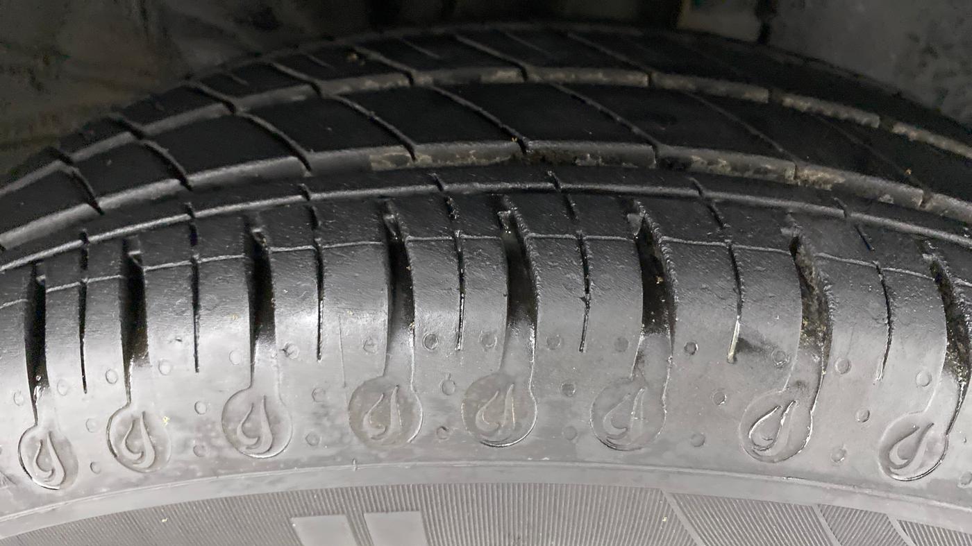 2021 Renault Kwid 1.0 RXT Opt, Petrol, Manual, 4,369 km, Right Front Tyre Tread