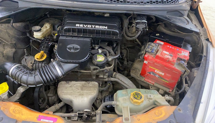 2016 Tata Tiago XT PETROL, Petrol, Manual, 70,339 km, Engine View - Left