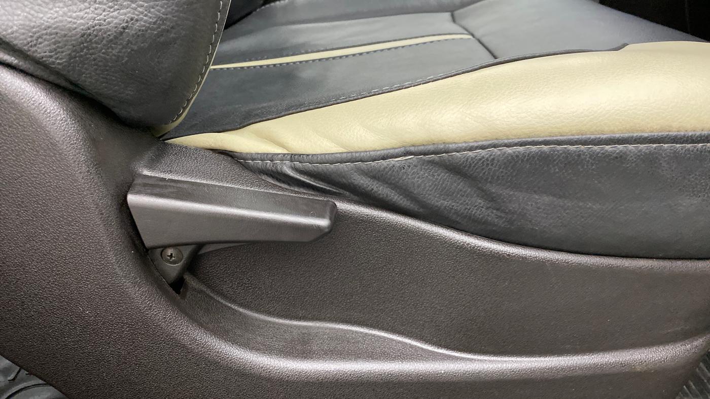 2015 Tata Zest XM RT 90 PS ABS, Petrol, Manual, 14,189 km, Driver Side Adjustment Panel