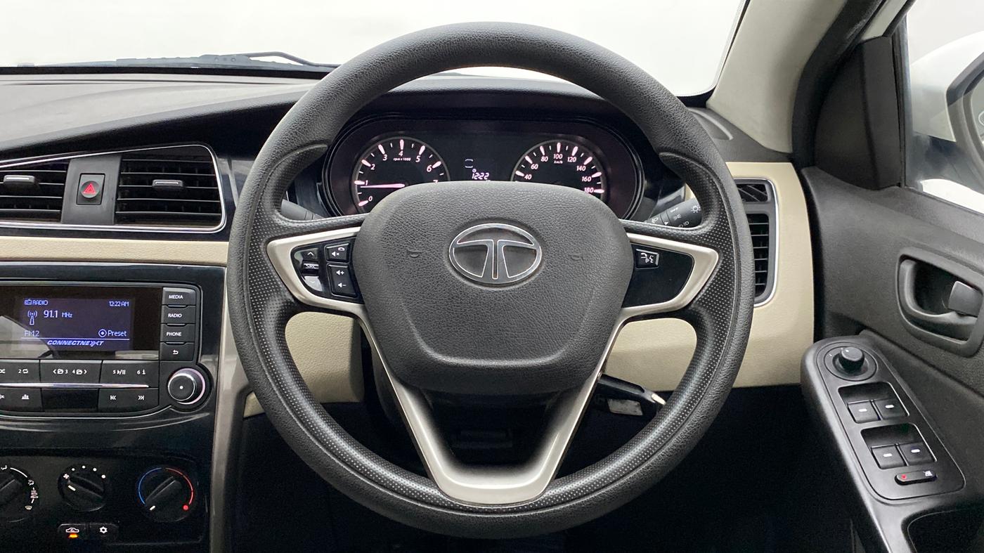 2015 Tata Zest XM RT 90 PS ABS, Petrol, Manual, 14,189 km, Steering Wheel Close Up