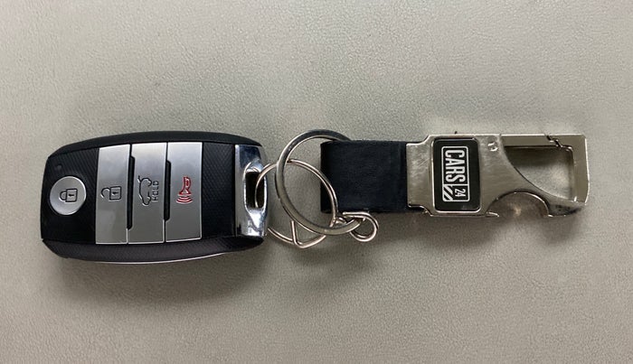 2019 KIA SELTOS HTX+ AT 1.5 DIESEL, Diesel, Automatic, 75,547 km, Key Close Up