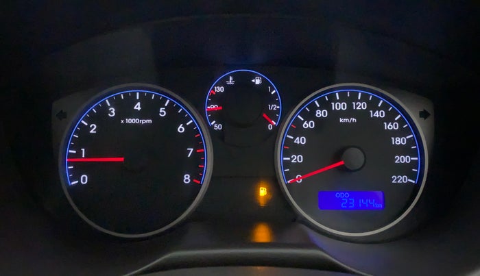 2014 Hyundai i20 SPORTZ 1.2, Petrol, Manual, 23,241 km, Odometer Image