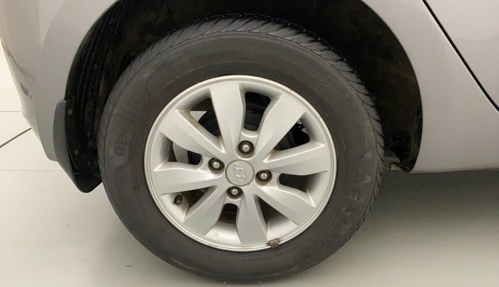 2014 Hyundai i20 SPORTZ 1.2, Petrol, Manual, 23,241 km, Right Rear Wheel
