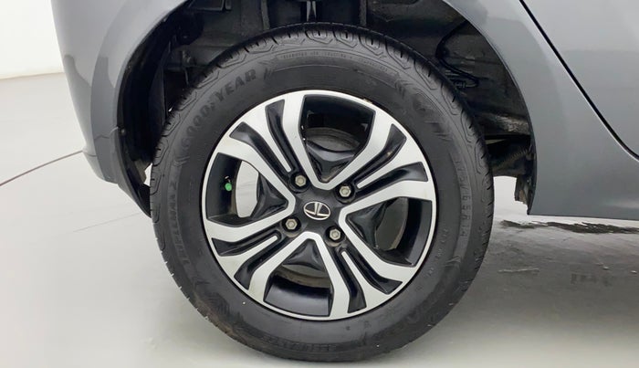 2022 Tata Tiago XZ PLUS CNG, CNG, Manual, 22,704 km, Right Rear Wheel
