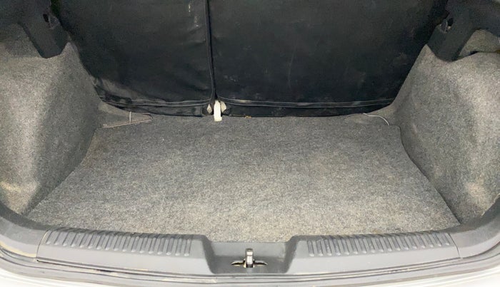 2011 Volkswagen Polo COMFORTLINE 1.2L PETROL, Petrol, Manual, 74,232 km, Boot Inside