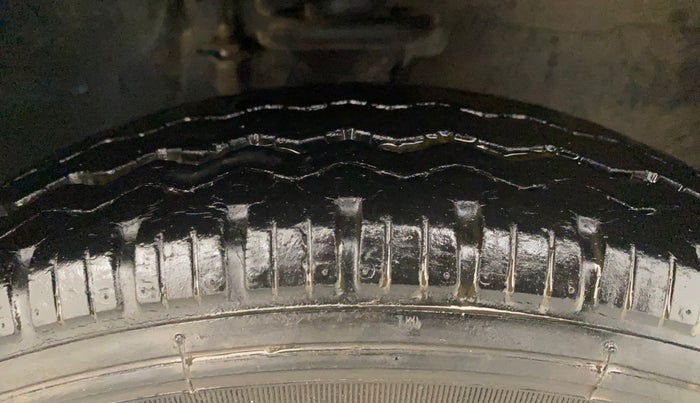 2015 Maruti Alto 800 LXI, Petrol, Manual, 22,953 km, Right Front Tyre Tread