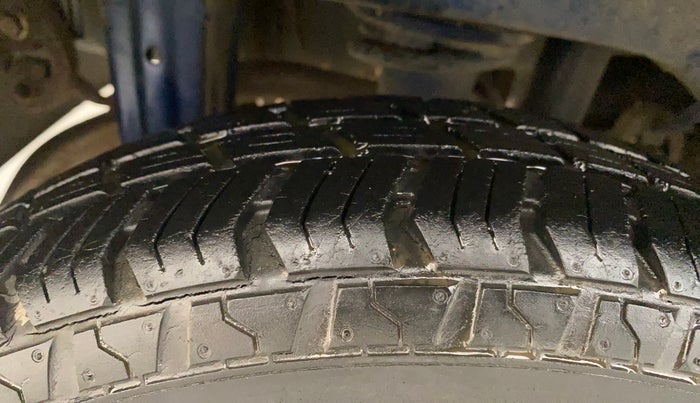 2015 Maruti Alto 800 LXI, Petrol, Manual, 22,953 km, Right Rear Tyre Tread