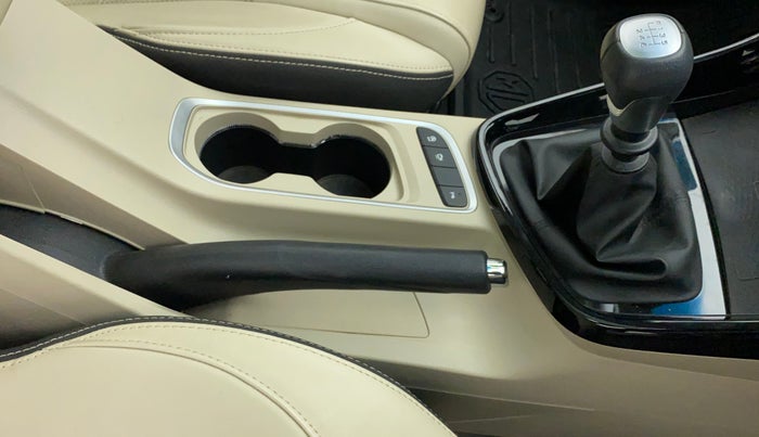 2021 MG HECTOR SHARP HYBRID 1.5 PETROL, Petrol, Manual, 20,753 km, Gear Lever