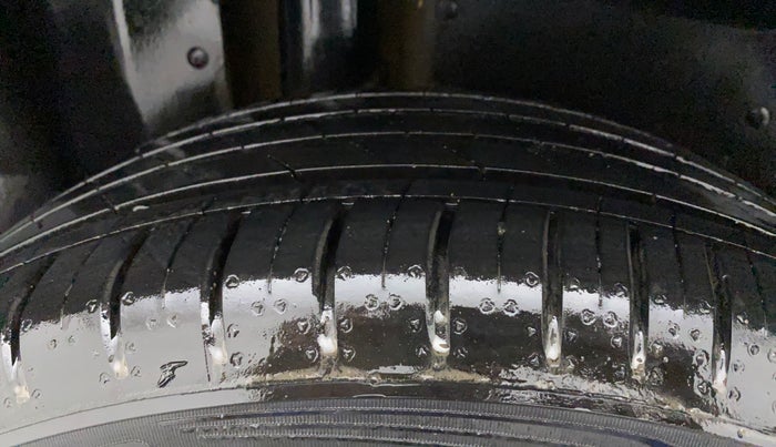 2021 MG HECTOR SHARP HYBRID 1.5 PETROL, Petrol, Manual, 20,753 km, Right Rear Tyre Tread